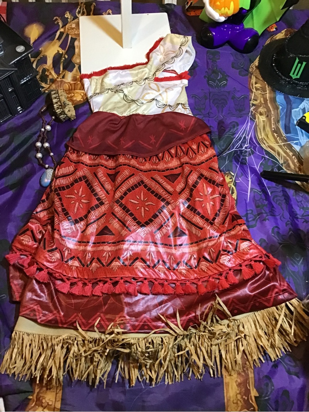 Disney Moana 2 adventure outfit with necklace &cuff size medium 8-10
